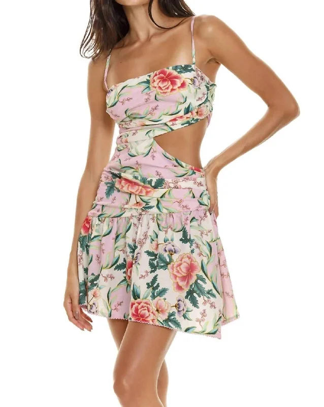 Value Deals Cade Dress In Multicolor Korin