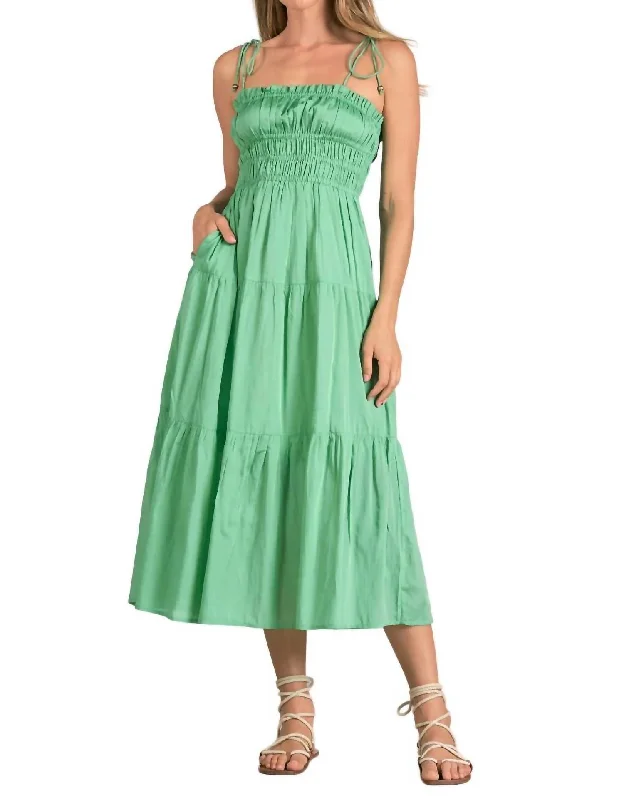 Deal Dash Kaui Smock Dress In Mint