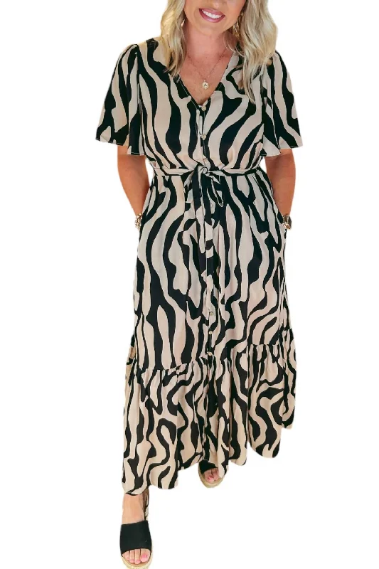 Year-End Clearance Cielo Dress In Black And Cream