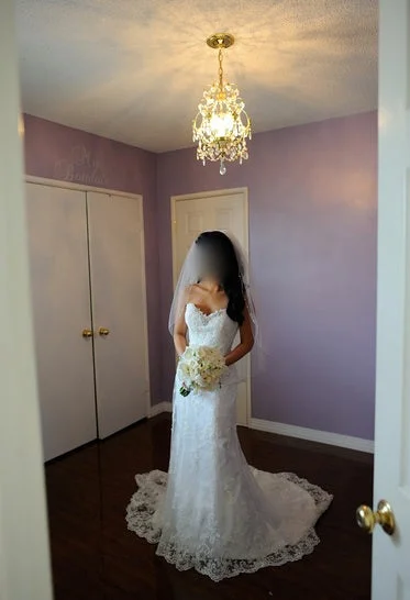 Last Chance Maggie Sottero Ivory Corset Wedding Dress 2013 Collection with Ac