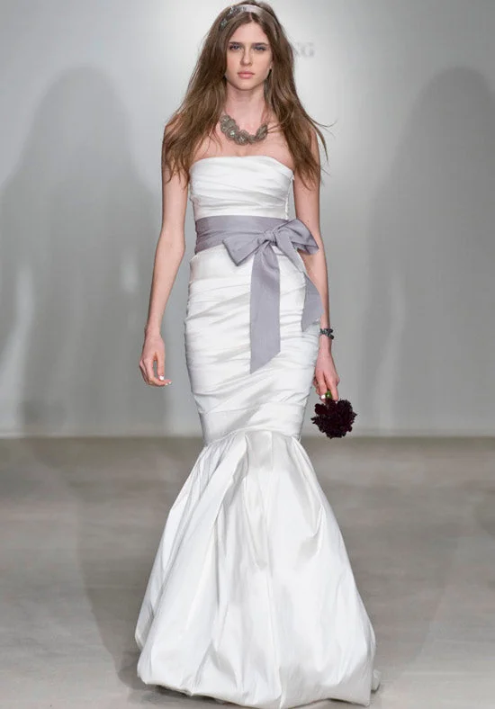 Bargain Prices Vera Wang Helene