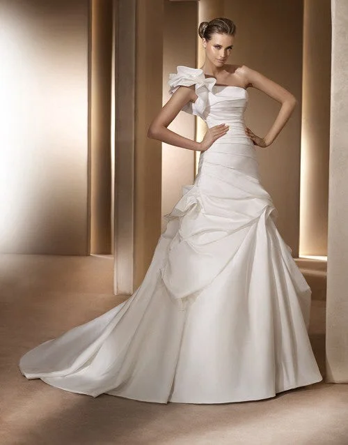 Instant Discount Pronovias One Shoulder Dress