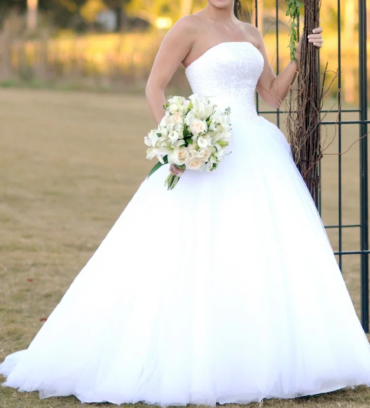 Fantastic Offers Oleg Cassini Princess
