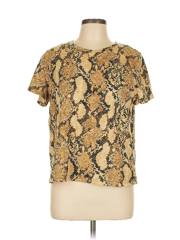 Act Fast Short Sleeve Top
