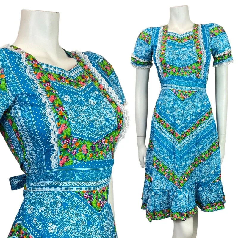 Midnight Madness VINTAGE 70s BLUE GREEN WHITE FLORAL BERRY LACE DOTTY FOLK PRAIRIE BOHO DRESS 4