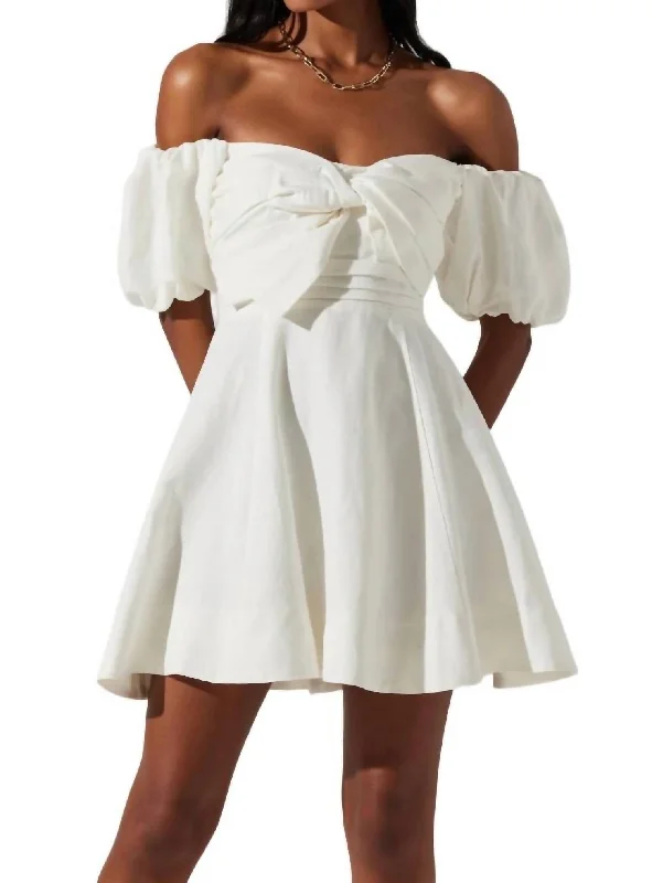 Daily Deals Ula Dress In White