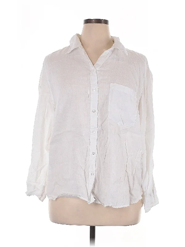 Discount Extravaganza 3/4 Sleeve Button Down Shirt