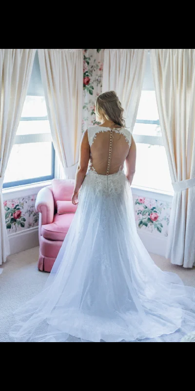 Final Clearance David's Bridal