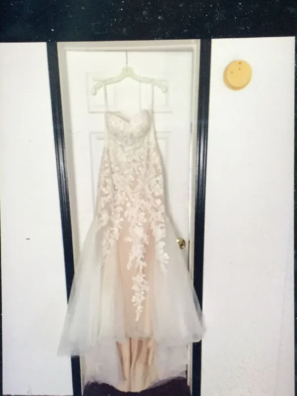 Holiday Sale David's Bridal