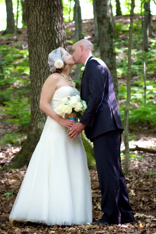 Super Bargain Vera Wang Organza Gown with Fern Embroidery and Net Overlay