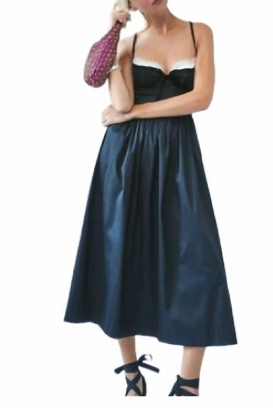 Price Fest Doris Midi Dress In Black