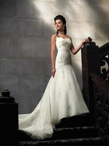 Major Savings Mon Cheri Mon Cheri Laurel Size 4