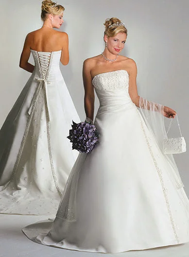 Hot Deal Maggie Sottero Dion