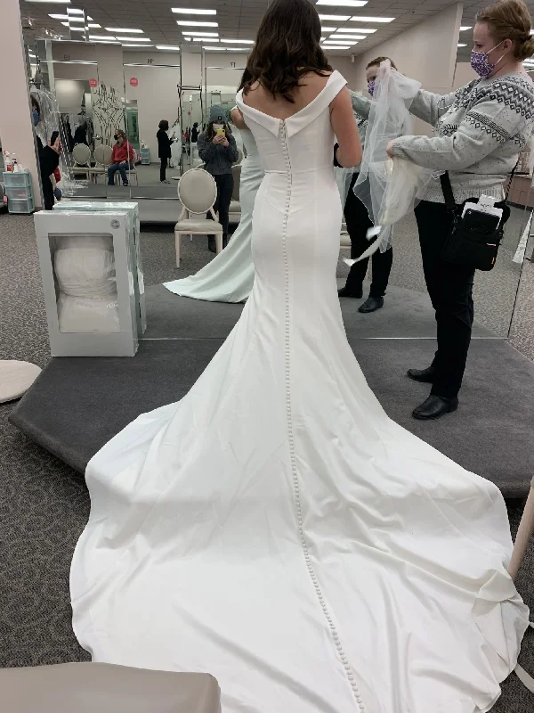 Friends and Family Sale David's Bridal