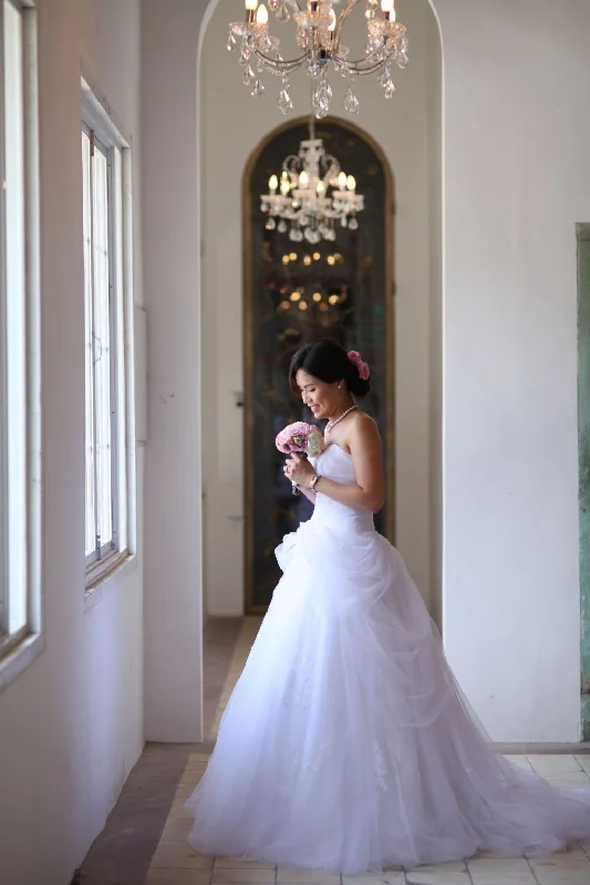 Savings Bonanza David's Bridal Tulle Gown w/ Lace-Up Back & Side Swags WG3403