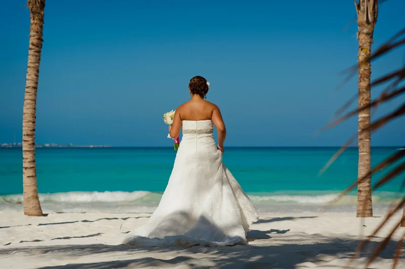 Don't Miss La Sposa Dover